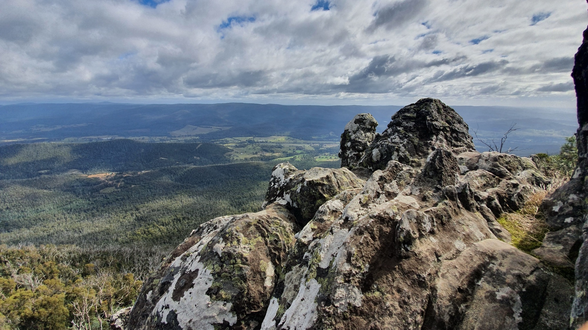 Explore Cathedral Ranges: The Ultimate Hiking Guide